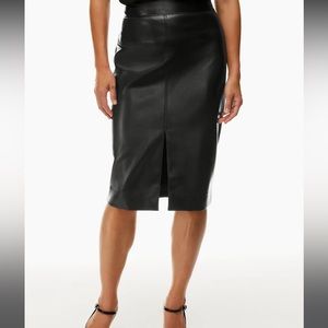 Aritzia Pegu skirt- black, vegan leather, Size 8